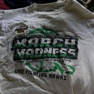 Champion North Dakota Fighting Hawks 2017 NCAA Tournament white T-Shirt - Large